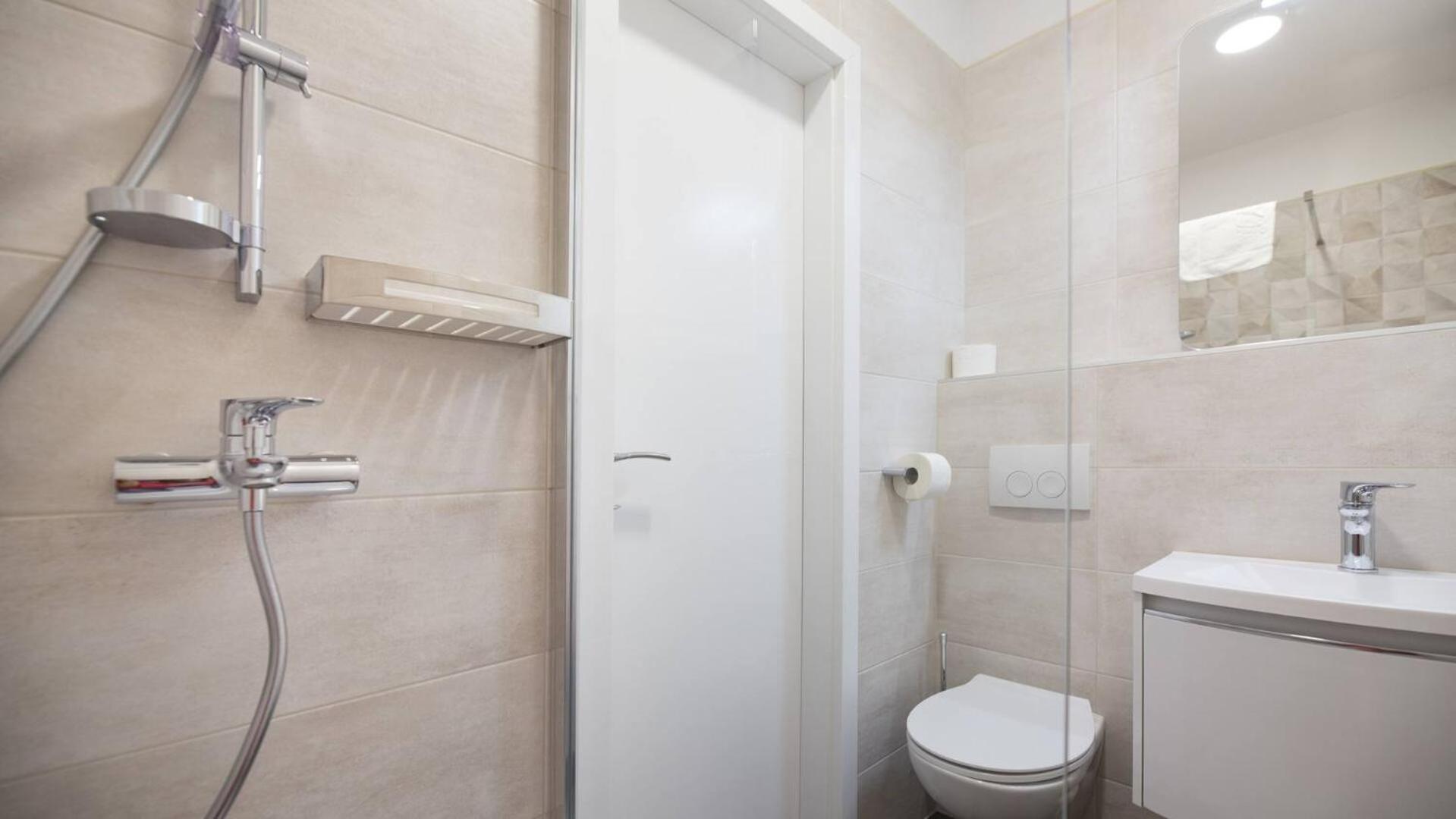 Apartments & Rooms Dekanic Baška Eksteriør bilde