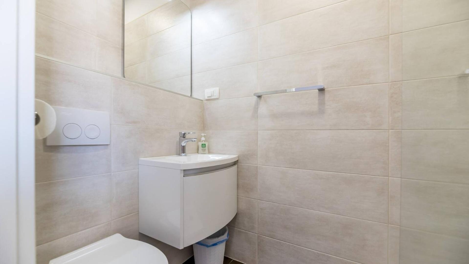Apartments & Rooms Dekanic Baška Eksteriør bilde