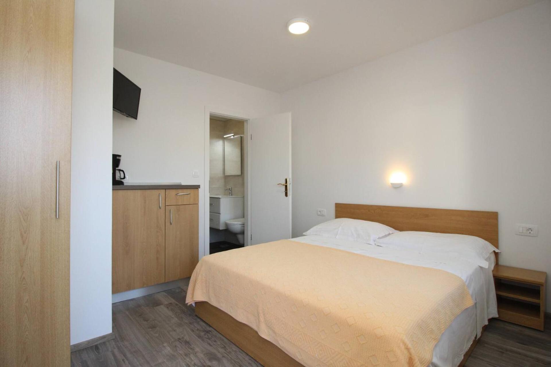 Apartments & Rooms Dekanic Baška Eksteriør bilde