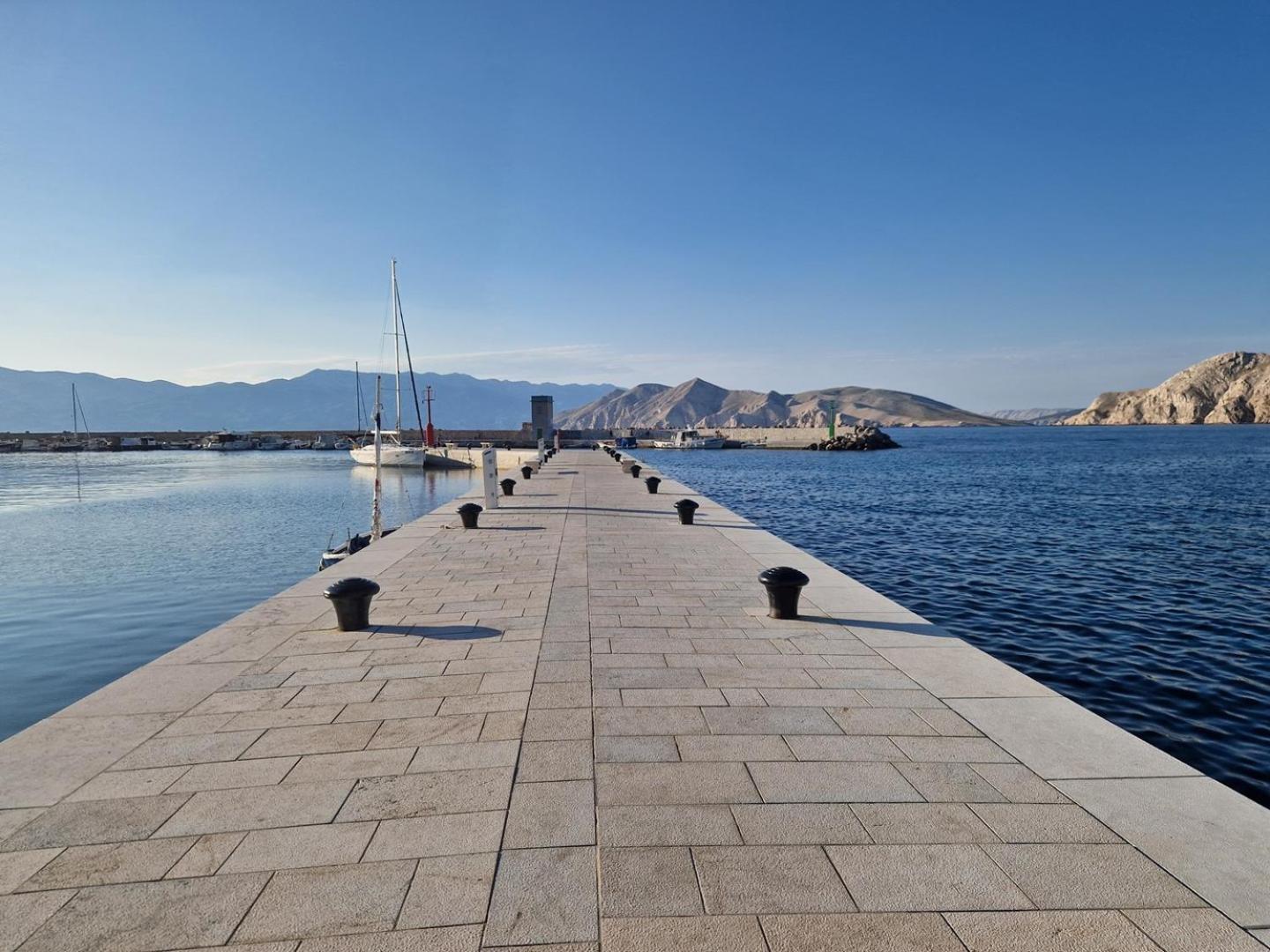 Apartments & Rooms Dekanic Baška Eksteriør bilde